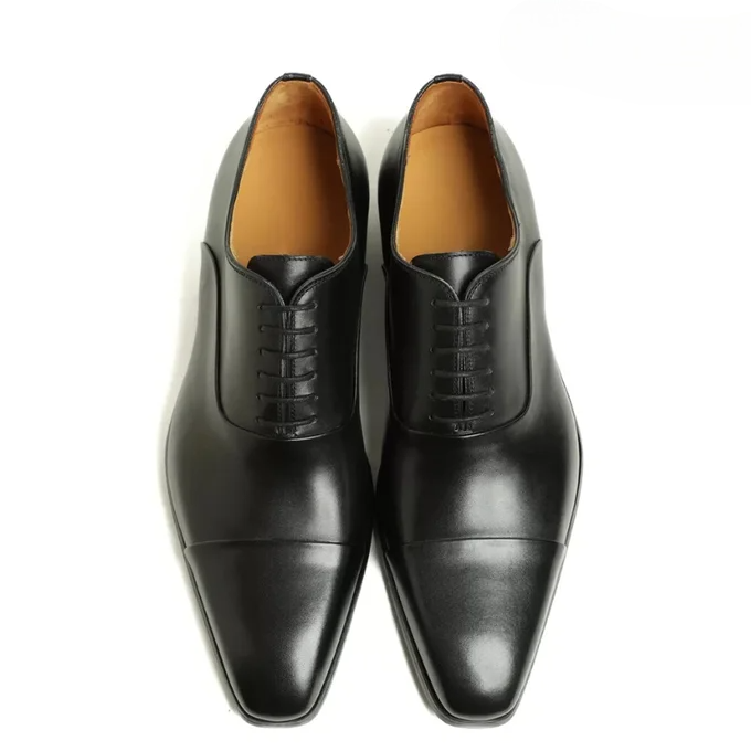 VENICIA Formelle Noire en Cuir de Veau 100%